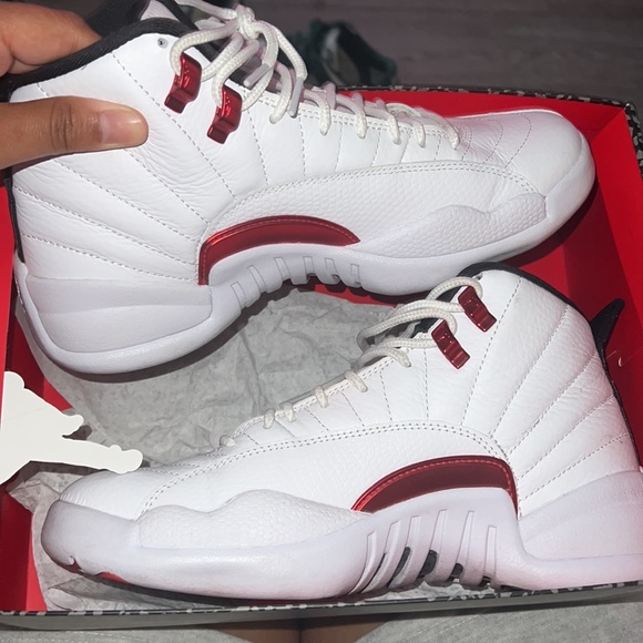 Jordan 12 Twist. worn a couple times. - Picture 2 of 4